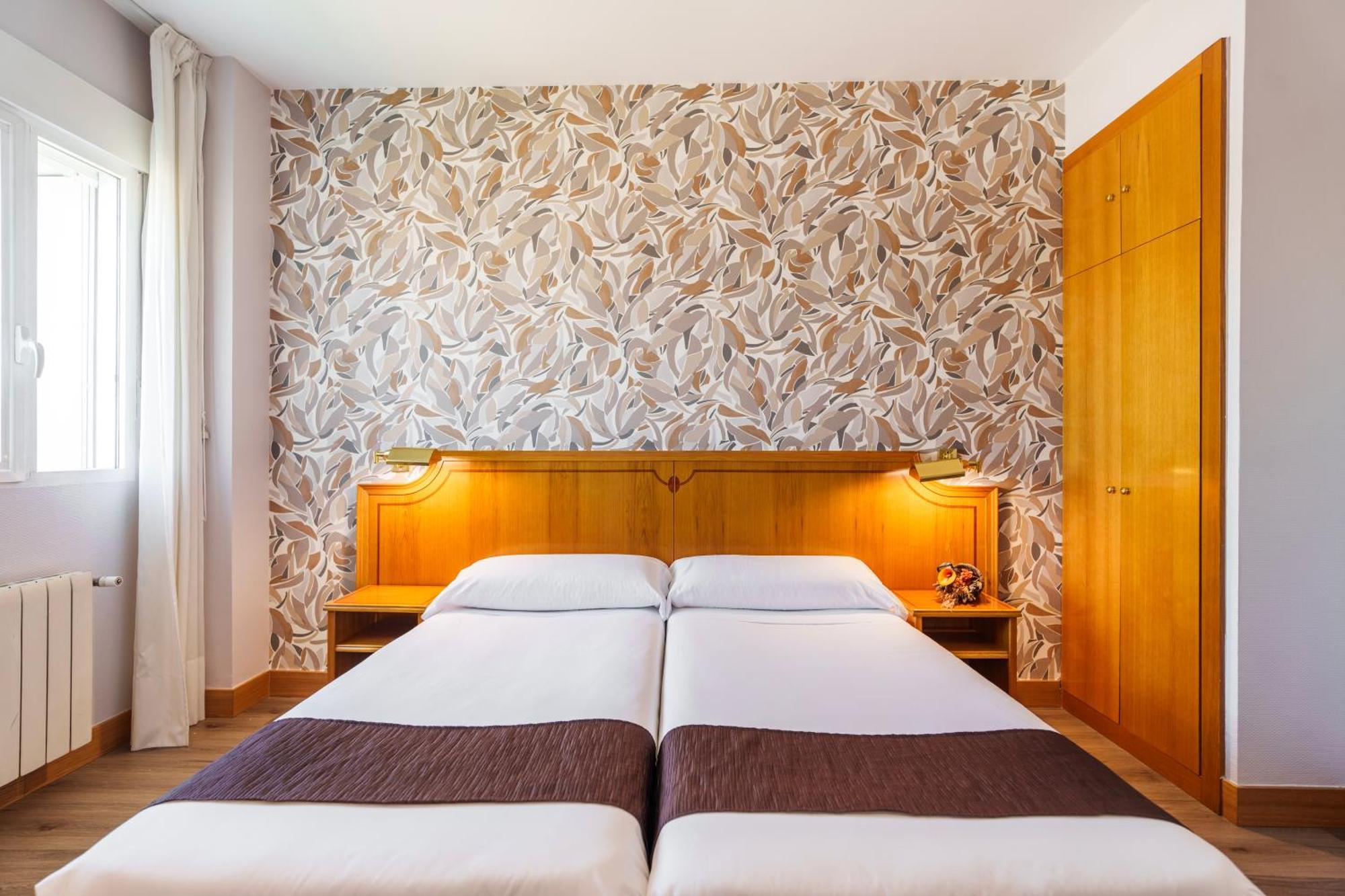 Hotel Rey Arturo Burgos 3*